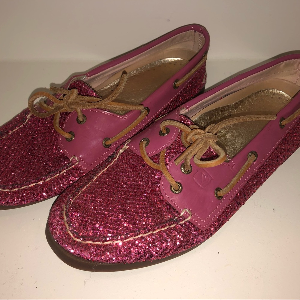 Sparkling Sperry’s